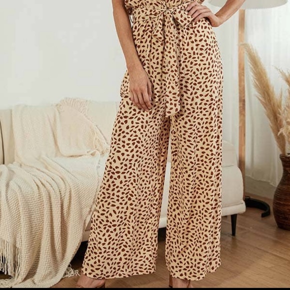 Strapless Wide Leg Jumpsuit - Picture 2 of 5